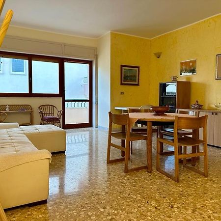 Sea View Apartment Gallipoli Eksteriør billede
